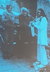 “Duets on Ice”, Laurie Anderson, New York City, 1974